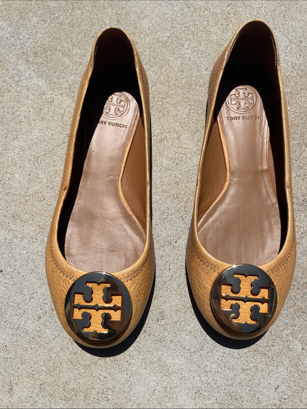 Tory Burch Tan Leather Logo Round-Toe Flats